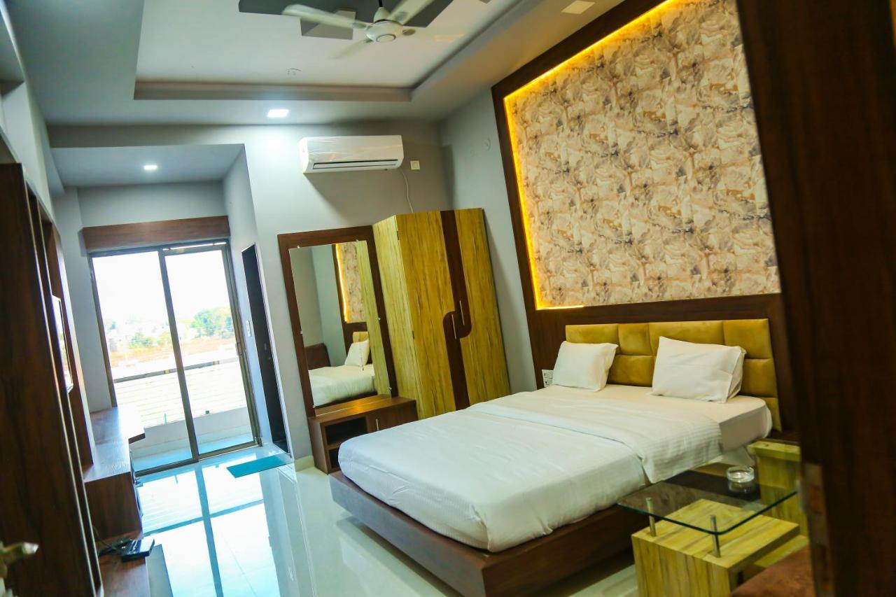 Aashirwad Hotels & Resort Shamgarh Екстер'єр фото