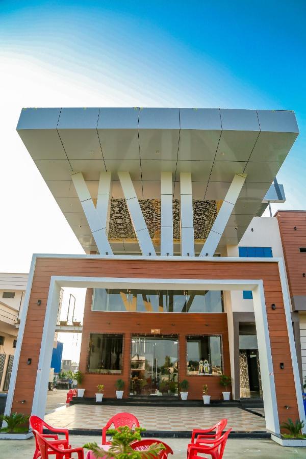 Aashirwad Hotels & Resort Shamgarh Екстер'єр фото