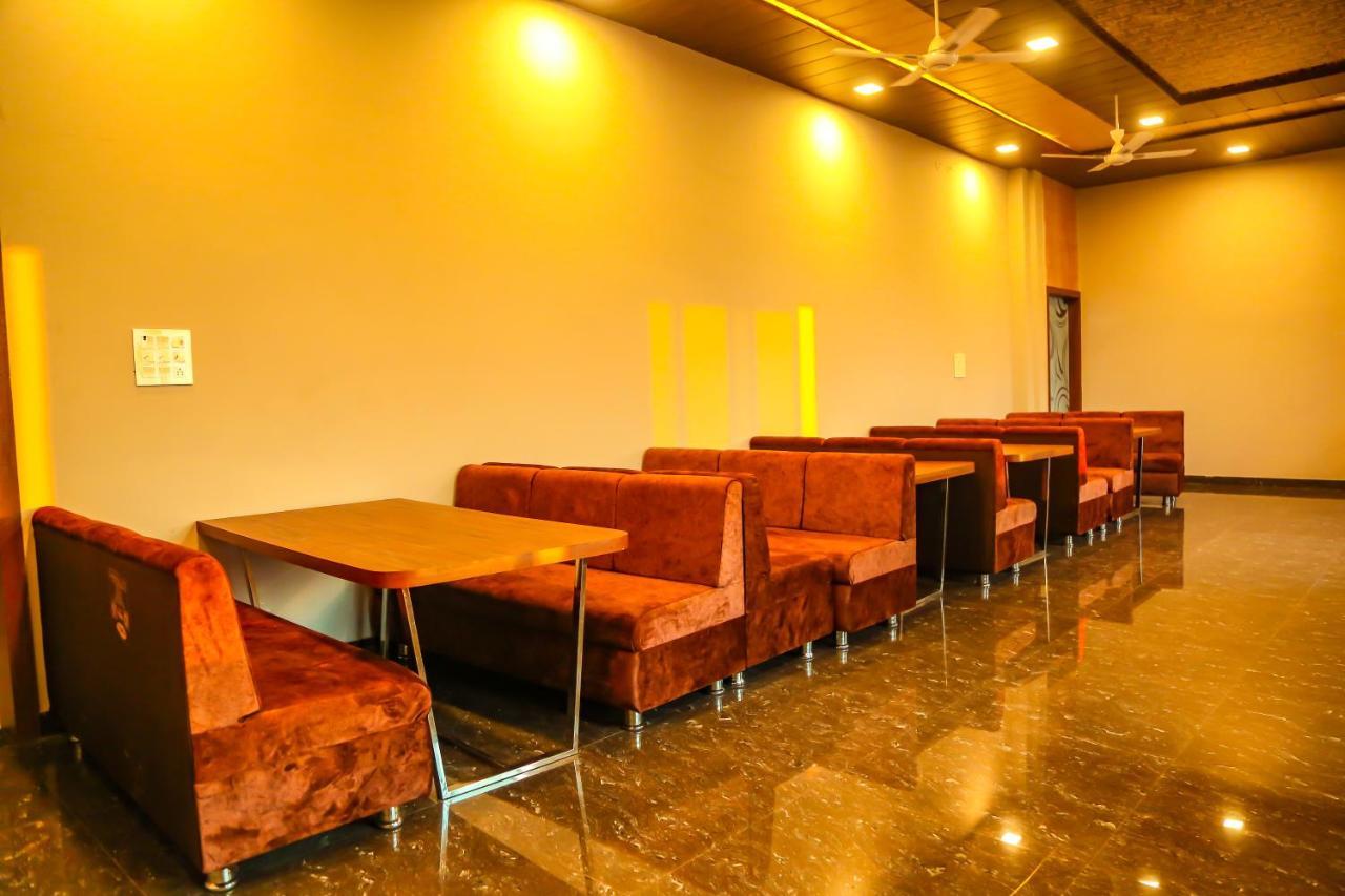 Aashirwad Hotels & Resort Shamgarh Екстер'єр фото