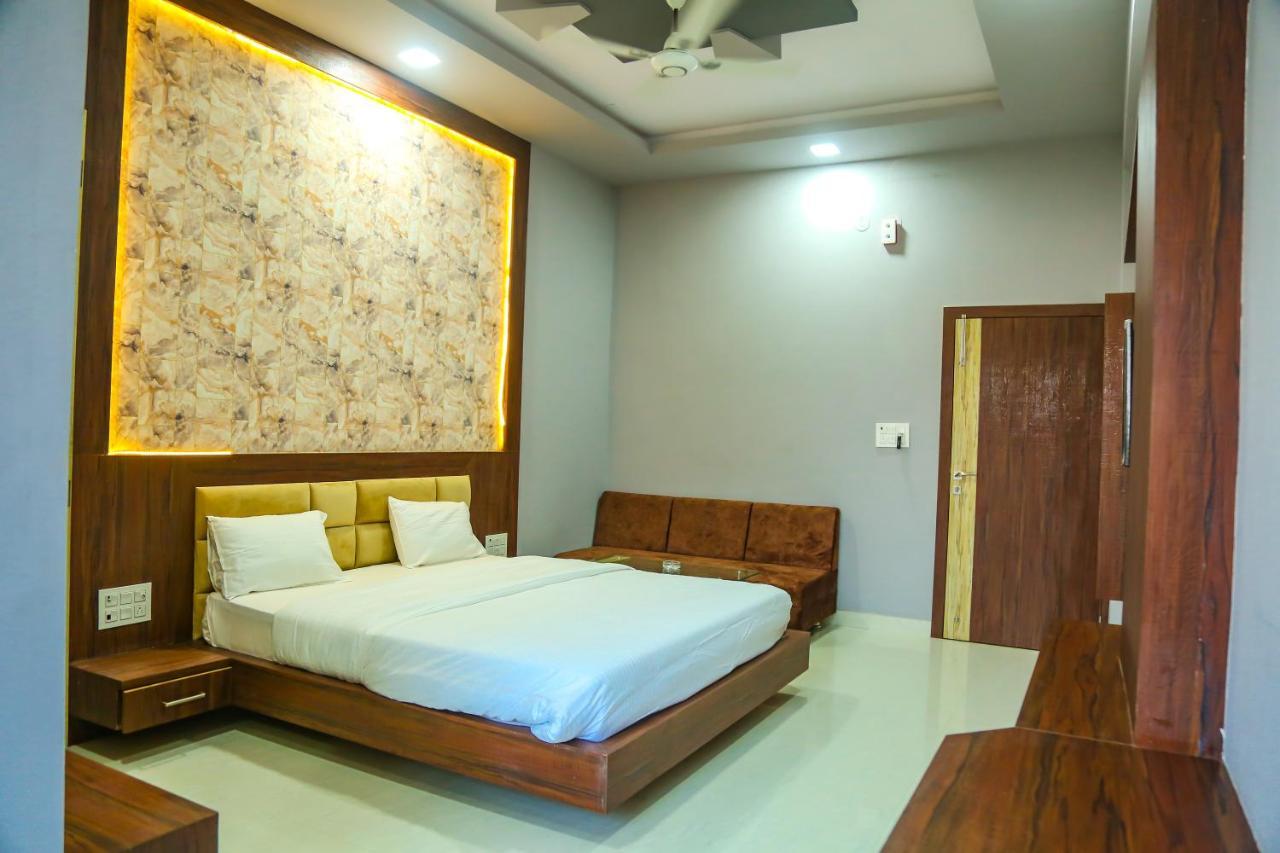 Aashirwad Hotels & Resort Shamgarh Екстер'єр фото