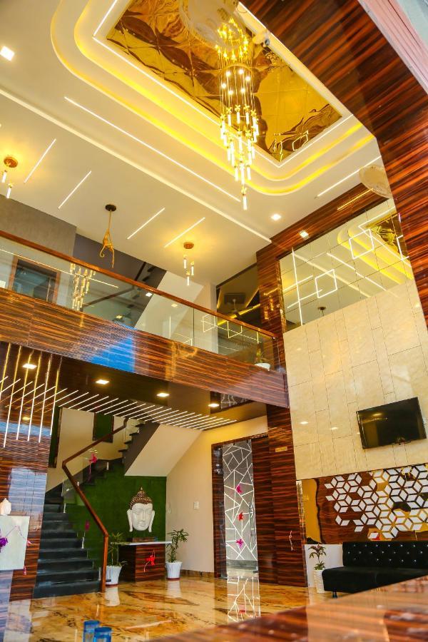 Aashirwad Hotels & Resort Shamgarh Екстер'єр фото