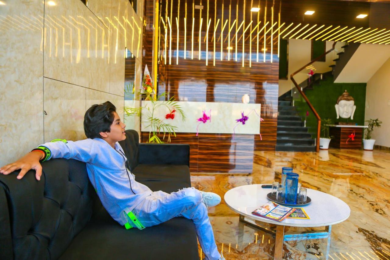 Aashirwad Hotels & Resort Shamgarh Екстер'єр фото